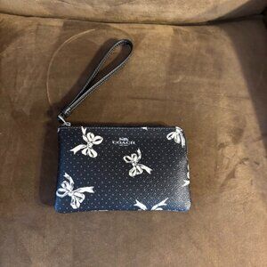 Coach Corner Zip Wristlet with Bow Print - New Without Tags